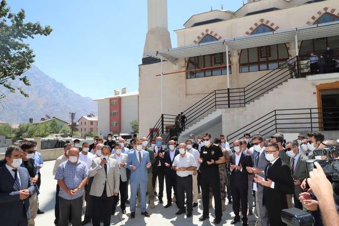 Ulu cami hizmete açıldı 16