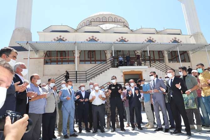 Ulu cami hizmete açıldı 19