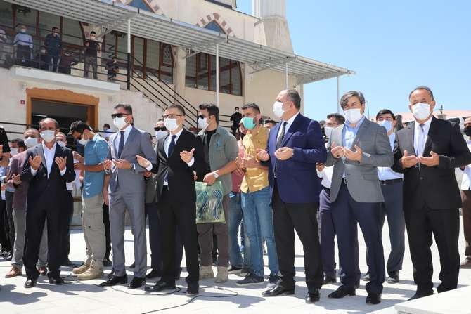 Ulu cami hizmete açıldı 20