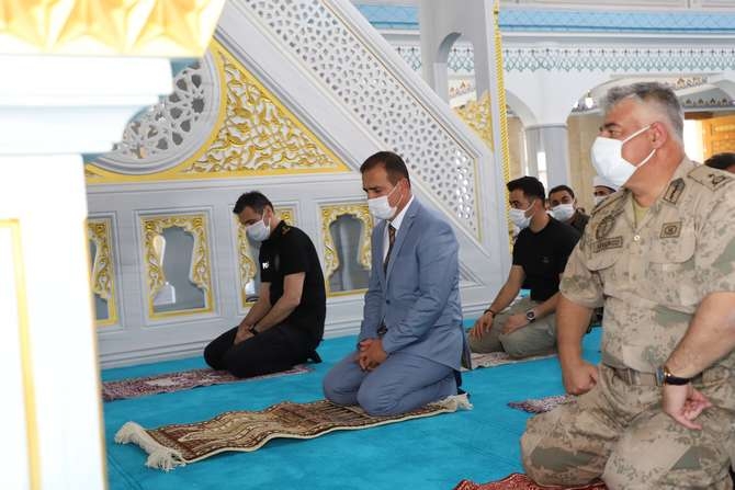 Ulu cami hizmete açıldı 22