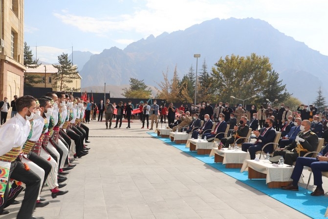 Hakkari'de Cumhuriyet Coşkusu 29