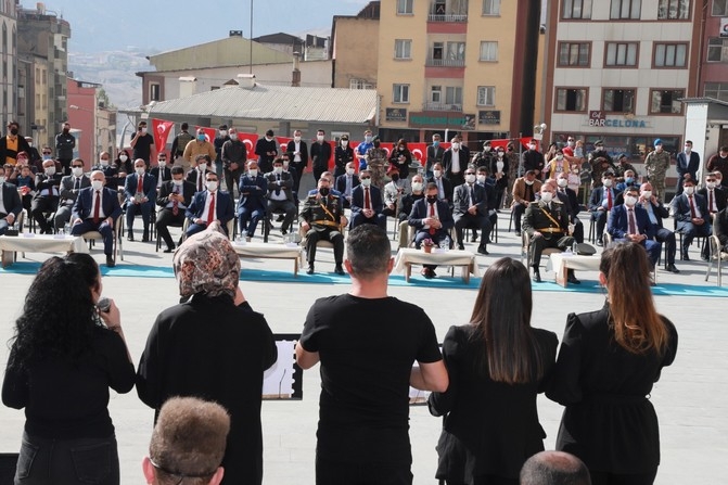 Hakkari'de Cumhuriyet Coşkusu 4