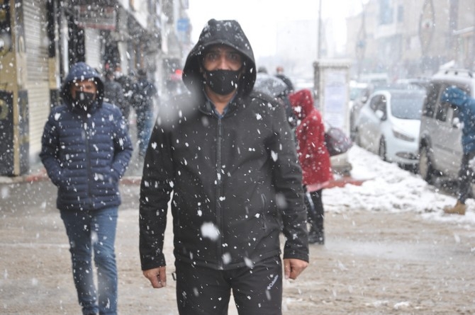 Yüksekova'da kar yağışı 16