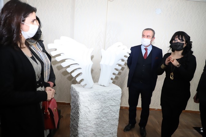 Hakkari'de ilk heykel sergisi açıldı 13