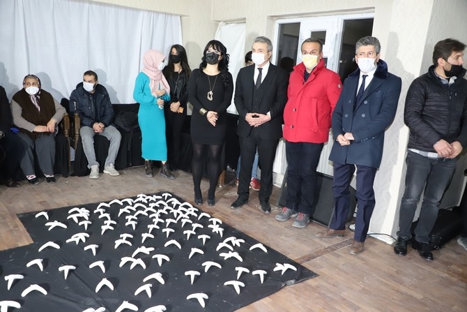 Hakkari'de ilk heykel sergisi açıldı 8