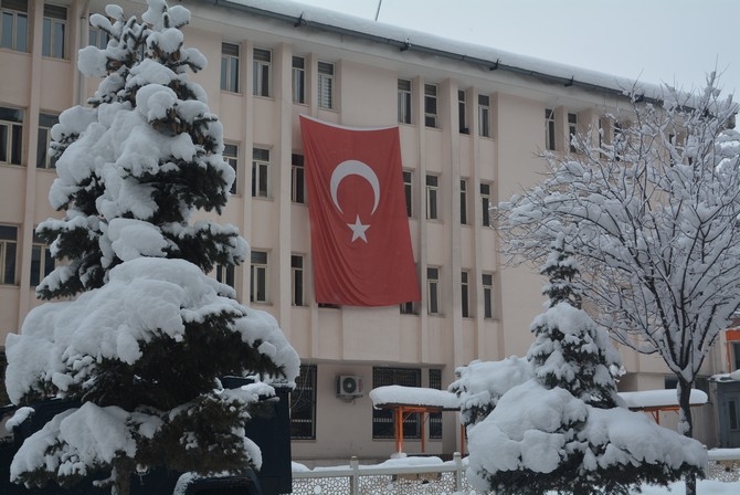 Hakkari’de kar manzaraları 14