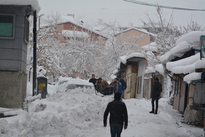 Hakkari’de kar manzaraları 23