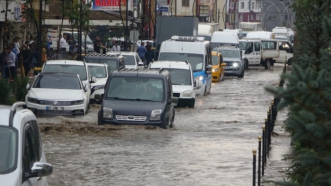 Yüksekova'dan sel kareleri 13