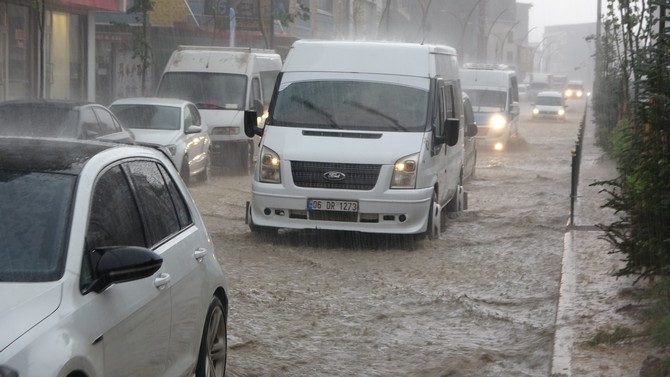 Yüksekova'dan sel kareleri 4