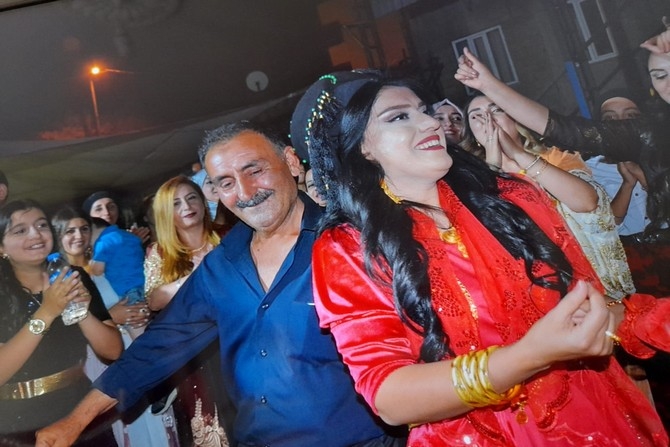 Taş ve Aslan ailesinin mutlu günü 4