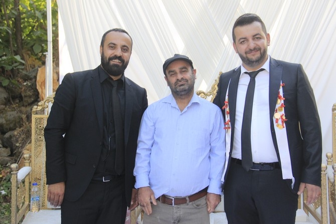 Çiftçi ailesinin mutlu günü-2021 27