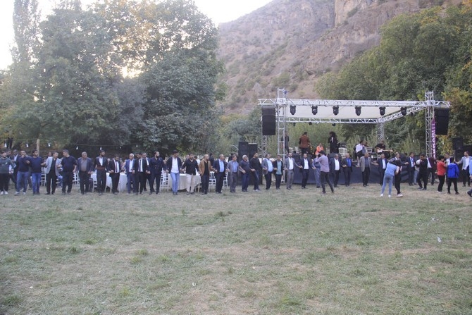 Çiftçi ailesinin mutlu günü-2021 38