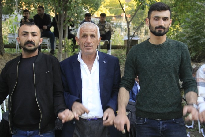 Çiftçi ailesinin mutlu günü-2021 39