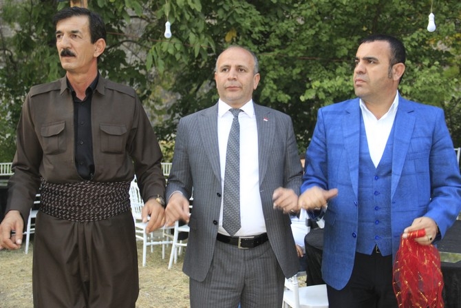 Çiftçi ailesinin mutlu günü-2021 43
