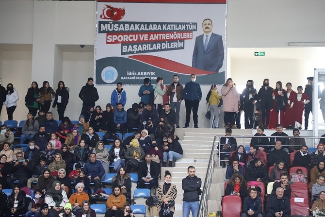 Halk oyunları yarışması 2022 6