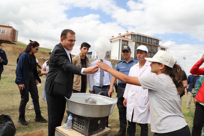 2800 rakımda halaylı karne şenliği 79