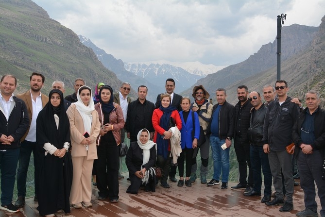 İranlı turistler Hakkari'de 17