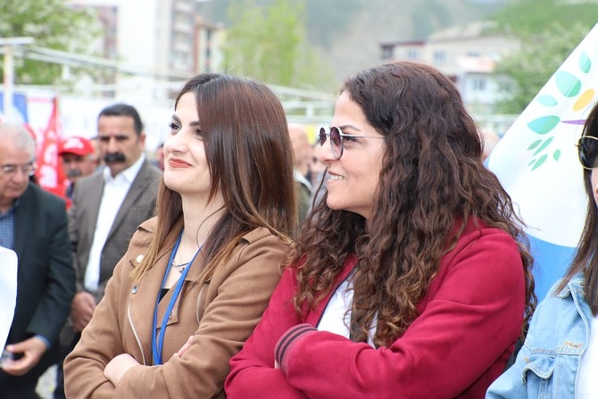 Hakkari'de halaylı 1 mayıs kutlaması 9