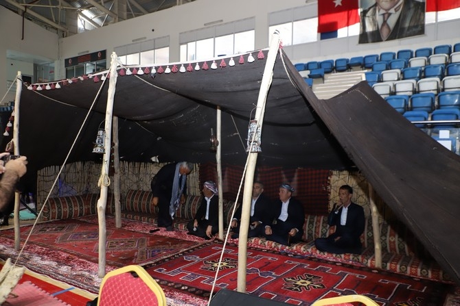 Halk eğitim merkezi sergisine yoğun ilgi 8