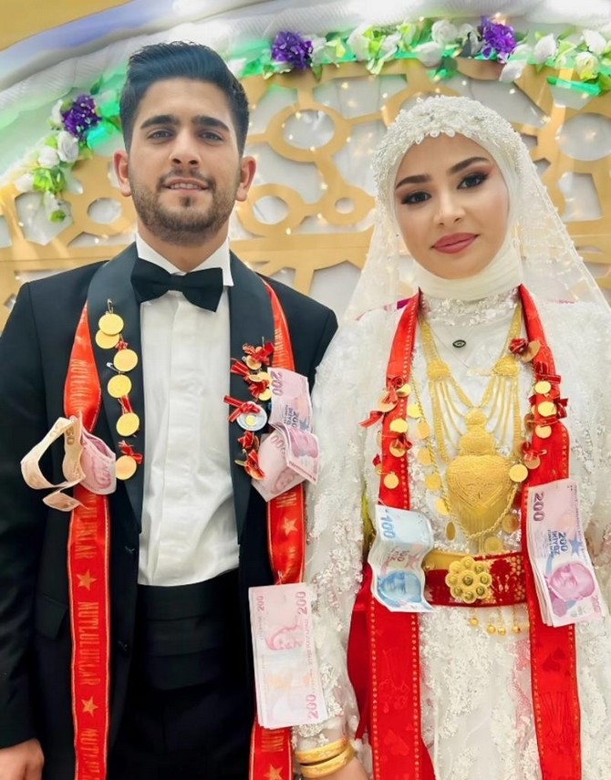 Aşkan Ailesinin Mutlu Günü 12