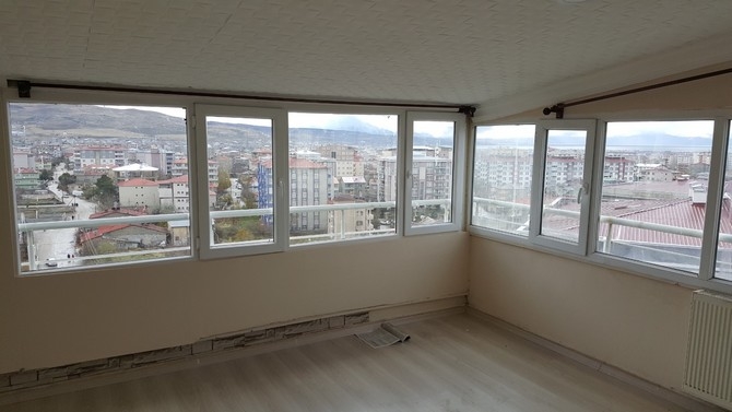 İki Nisan Oluşum Apartmanı Avm' 10