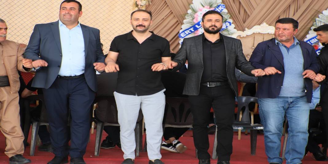 Ertuş Ailesinin Mutlu Günü 1 14