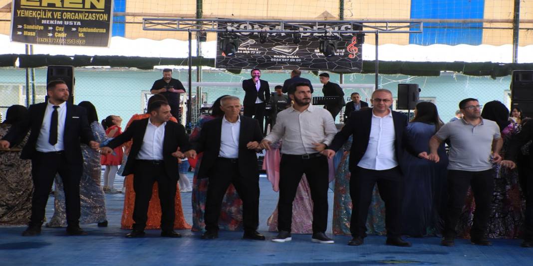 Ertuş Ailesinin Mutlu Günü 1 15