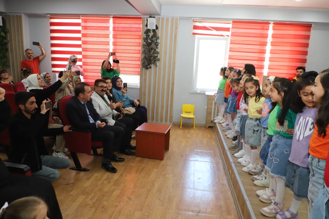 Hakkari’de “Ben Artık Okuyorum” 9