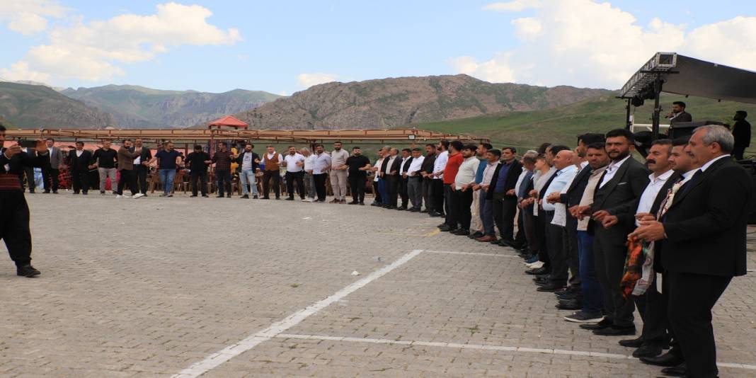 Tatlı Ailesinin Mutlu Günü 17