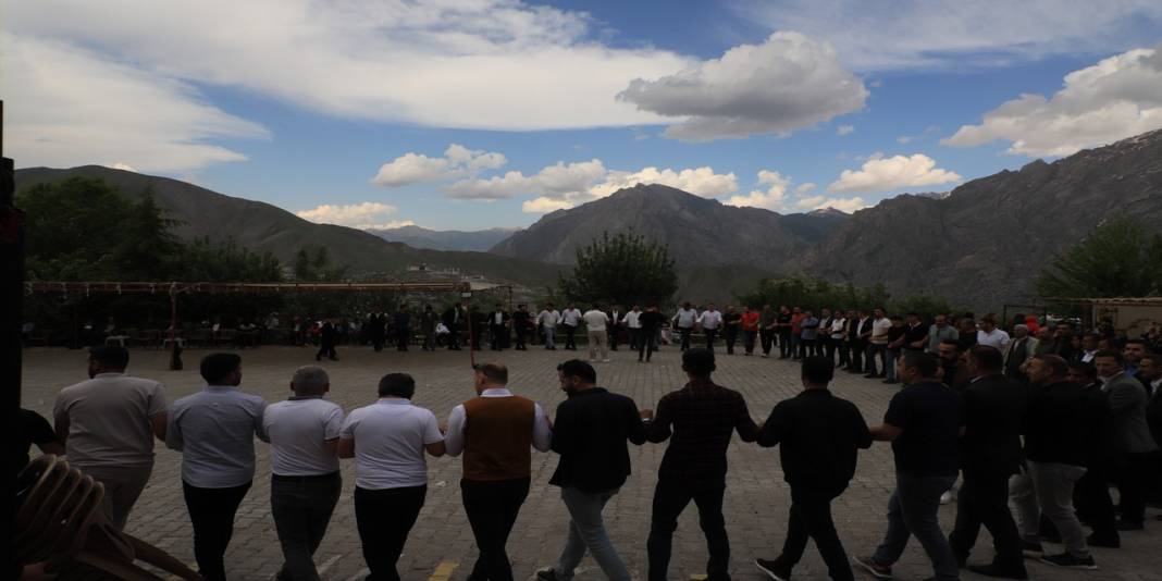 Tatlı Ailesinin Mutlu Günü 18