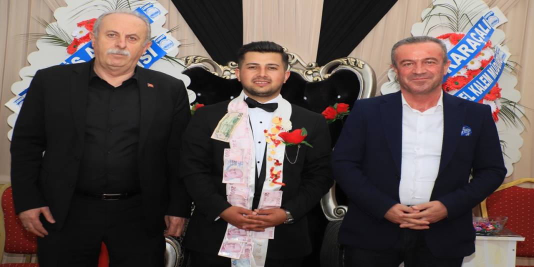 Tatlı Ailesinin Mutlu Günü 2
