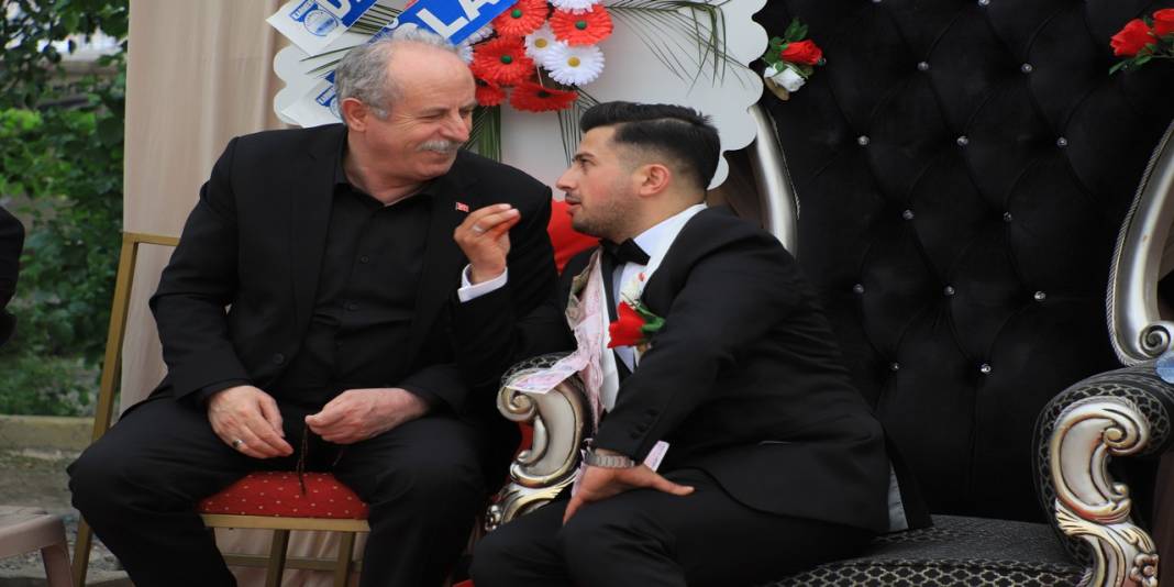 Tatlı Ailesinin Mutlu Günü 45