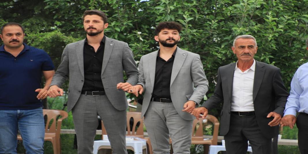 Tatlı Ailesinin Mutlu Günü 47
