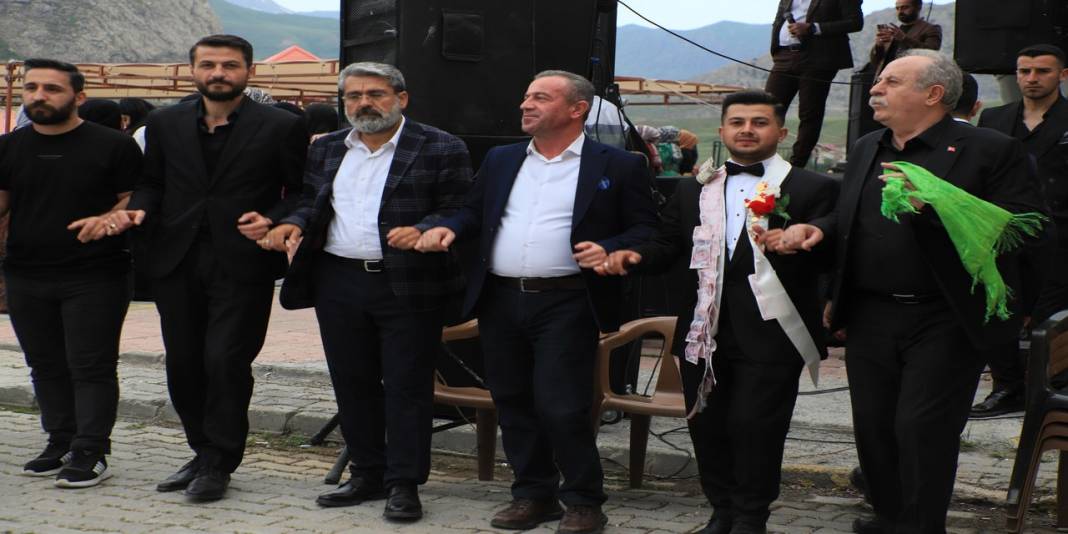 Tatlı Ailesinin Mutlu Günü 54