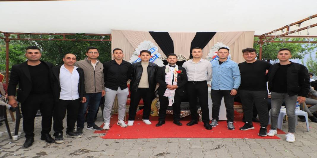 Tatlı Ailesinin Mutlu Günü 61