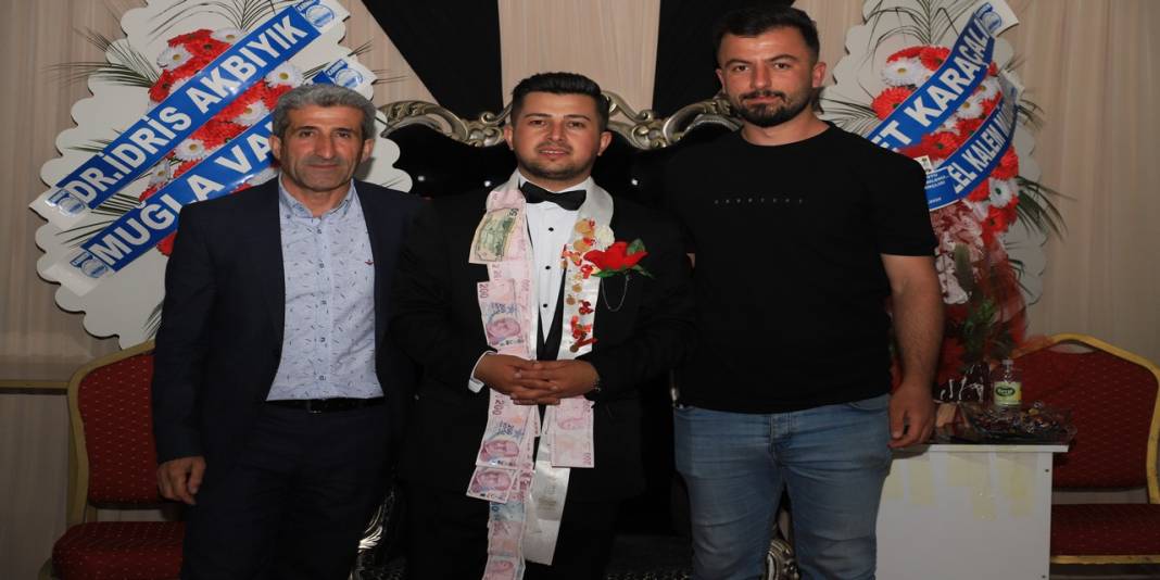 Tatlı Ailesinin Mutlu Günü 62