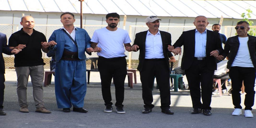 Cihad - Kezban Kaya Ailesinin Mutlu Günü 5
