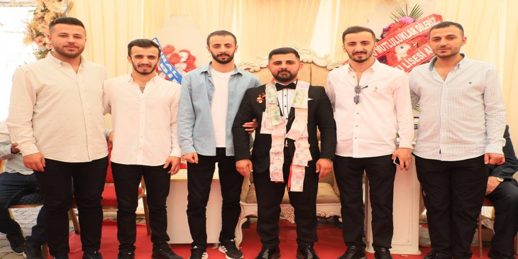 Diyar Pelin Gür Ailesinin Görkemli Düğünü 10