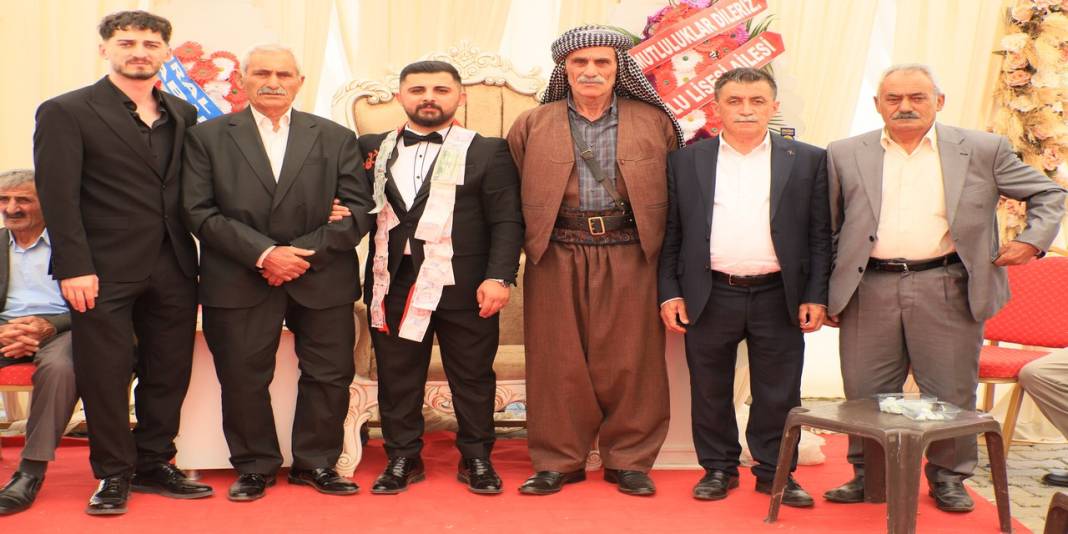 Diyar Pelin Gür Ailesinin Görkemli Düğünü 3
