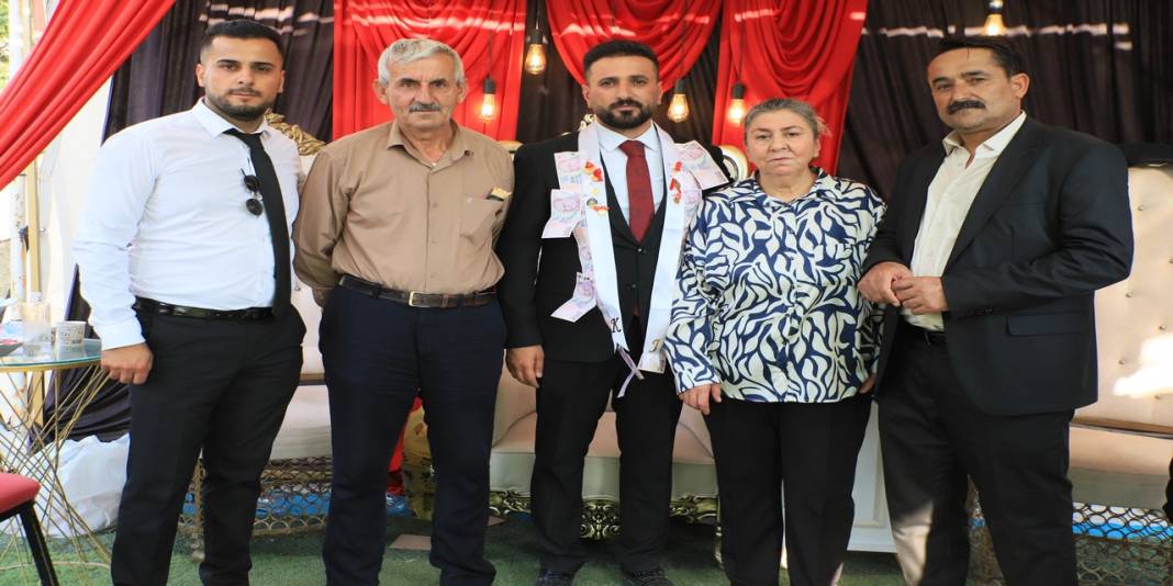 Çelik Ailesinin Mutlu Günü 40