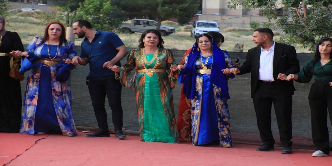 Çelik Ailesinin Mutlu Günü 53