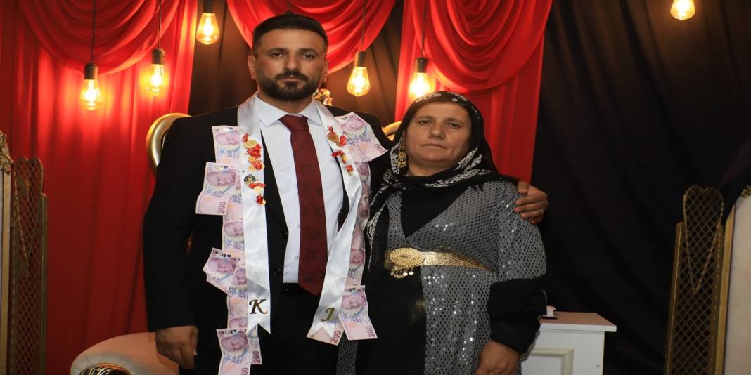 Çelik Ailesinin Mutlu Günü 75