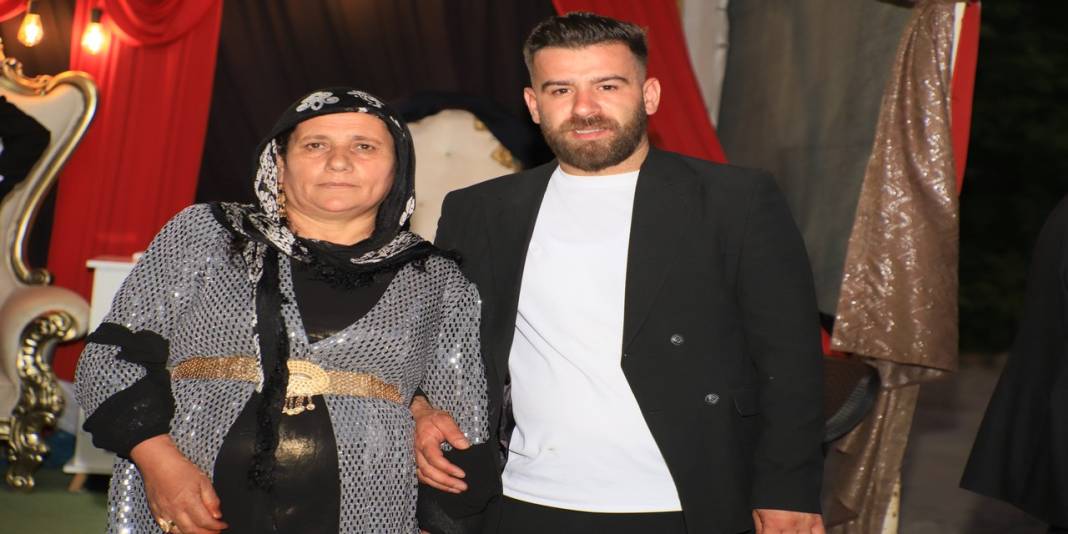 Çelik Ailesinin Mutlu Günü 77