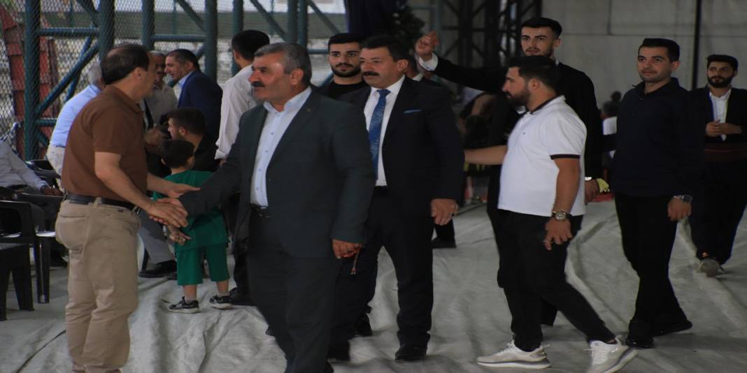 Aydemir Ailesinin Mutlu Günü 11