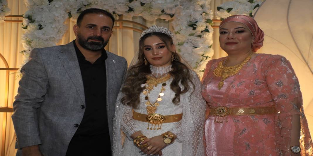 Aydemir Ailesinin Mutlu Günü 21