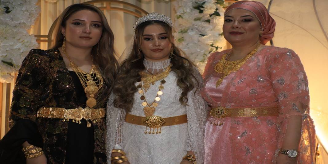 Aydemir Ailesinin Mutlu Günü 23