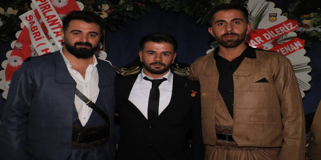 Aydemir Ailesinin Mutlu Günü 25