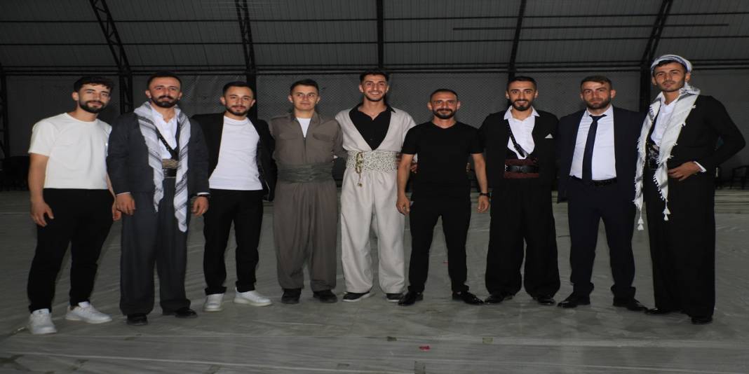 Aydemir Ailesinin Mutlu Günü 33