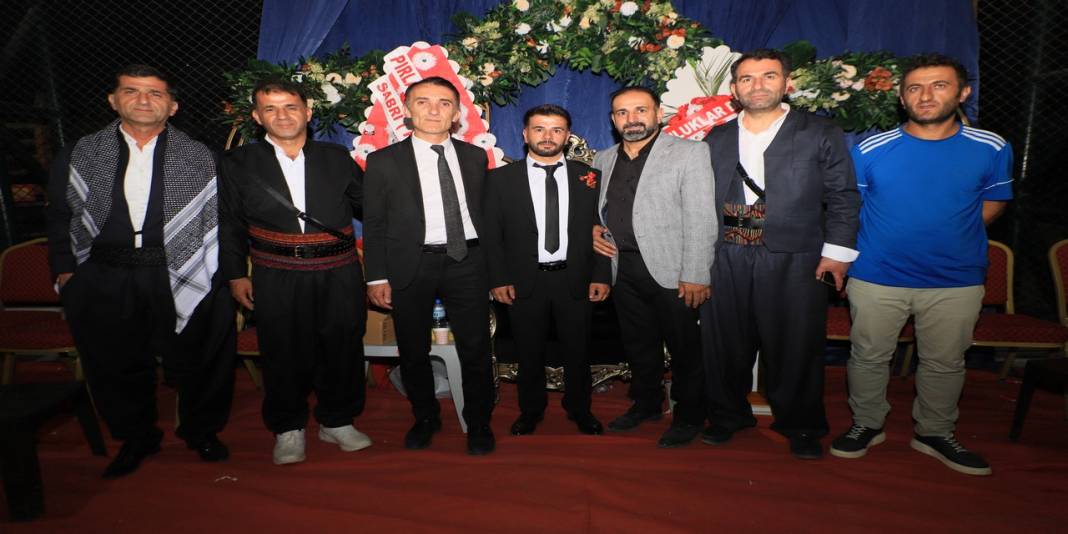 Aydemir Ailesinin Mutlu Günü 36