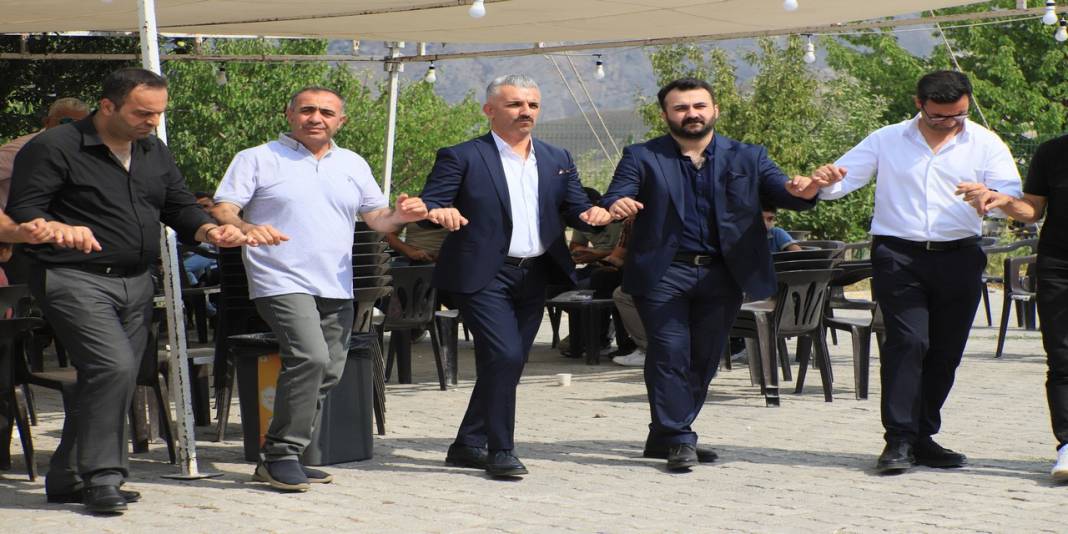Çiftçi Ailesinin Mutlu Günü 10